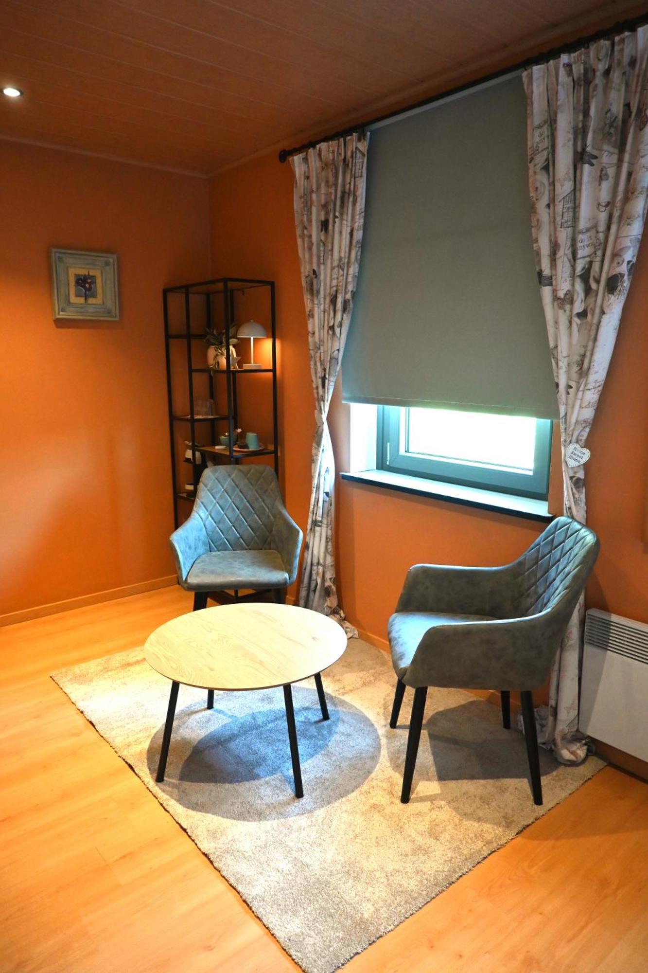 Hotel Au Coeur de Lacuisine Florenville Extérieur photo